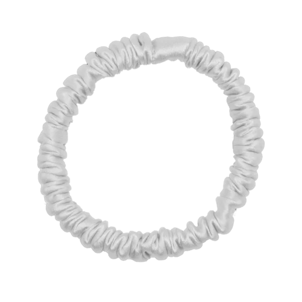 Sckrunchi 22-momme silk scrunchie in White silk Scrunchy - gentle on hair